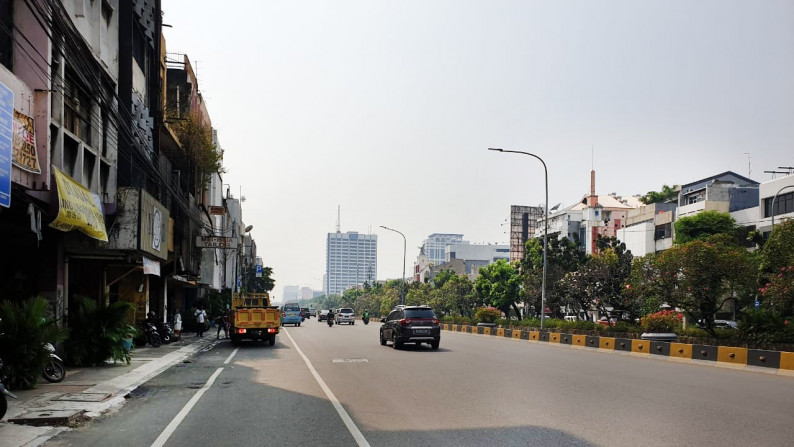 Tanah Komersil Gajah Mada Jakpus