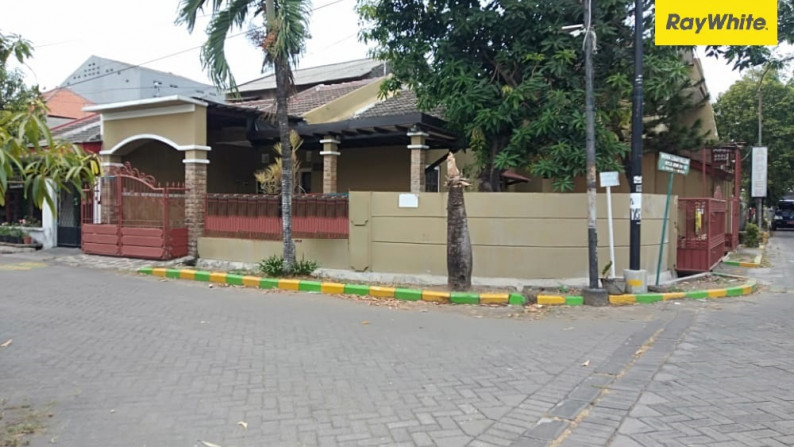 Dijual Rumah Hook Pojok di Wisma Lidah Kulon, Surabaya