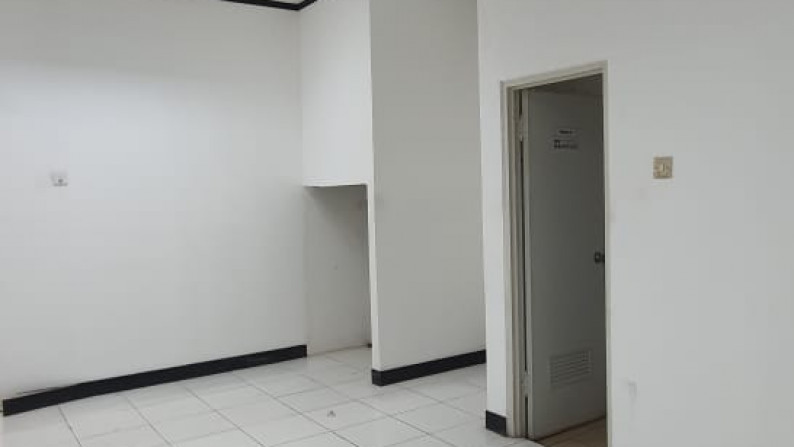 Disewakan Ruko Raden Saleh, Surabaya Pusat