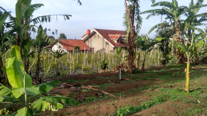 Tanah dan Rumah di Sayap Kolmas, Dekat Sekolah Polisi negara