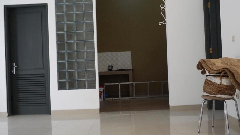 Dijual Rumah Bagus DI Bukit Nusa Indah, Jl Pinang, Ciputat Tangerang Selatan