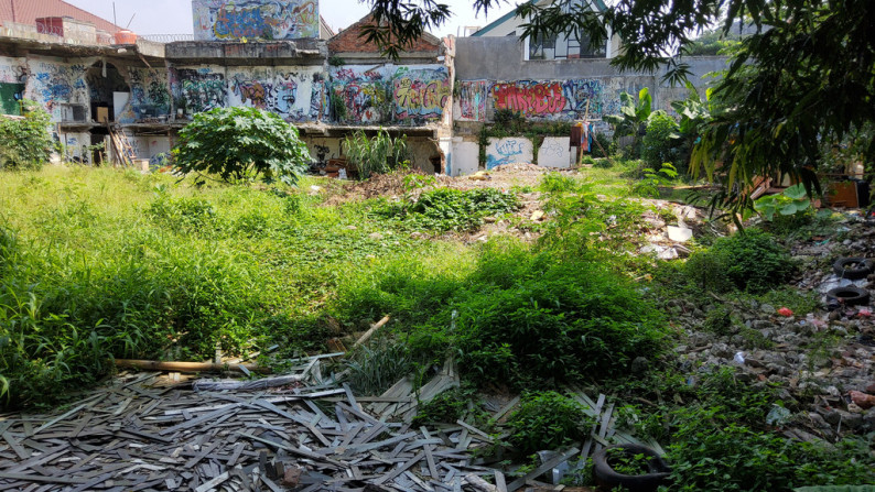 Tanah Lokasi Strategis  daerah Pejaten Jakarta Selatan