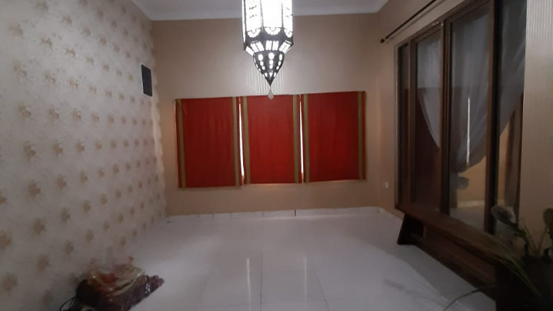 Rumah Siap Huni, Posisi HOOK, dan Hunian Nyaman @Emerald Garden, Bintaro