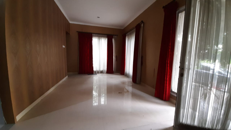 Rumah Siap Huni, Posisi HOOK, dan Hunian Nyaman @Emerald Garden, Bintaro