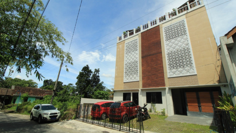 RUMAH KOST 36 KAMAR, FULL FURNISH, DEKAT KAMPUS UII KALIURANG