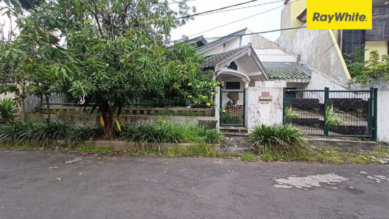 Dijual Rumah di Jl Rungkut Asri, Surabaya