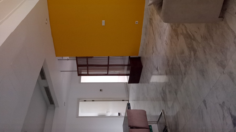 Apartemen Mewah Full Furnished di Area Strategis