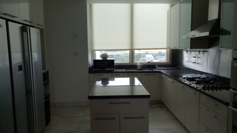 Apartemen Mewah Full Furnished di Area Strategis