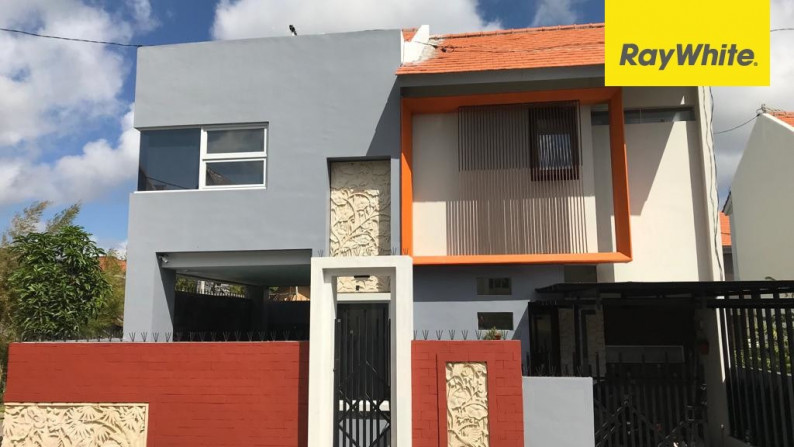 Dijual Rumah 2 lt Lokasi Strategis di Gading Kencana Residence, Bali