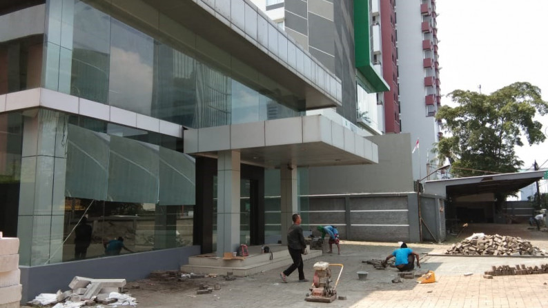 GEDUNG DISEWA JL TB SIMATUPANG JAKARTA SELATAN