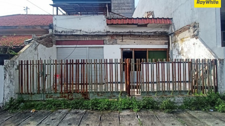 Dijual Rumah di Jalan Ngagel Wasana, Surabaya