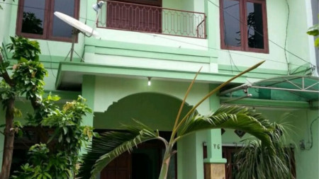 Rumah Wisma Tropodo Waru Sidoarjo
