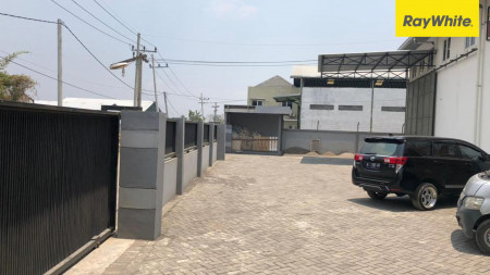 Gudang Domas Gresik Lantai Cor