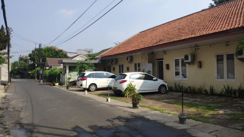 Dijual rumah lama hitung tanah 510m2 jarang ada di cipete selatan