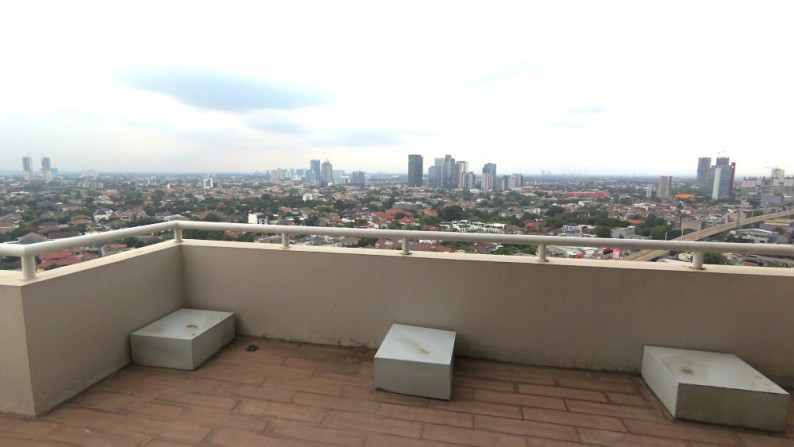 Penthouse Apartment at Bumimas Hilltop 533 m2 - 3 minutes from South CBD Jakarta TB Simatupang