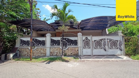 Rumah 2 lantai Dijual di Jalan Saronojiwo, Surabaya