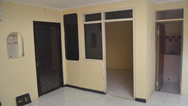 Rumah disewakan Simpang Darmo Permai Selatan