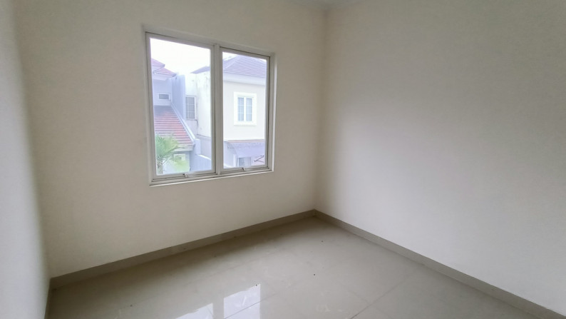 Rumah dijual di The Golf Residence, Modern Land, Tangerang *0007-CHR*