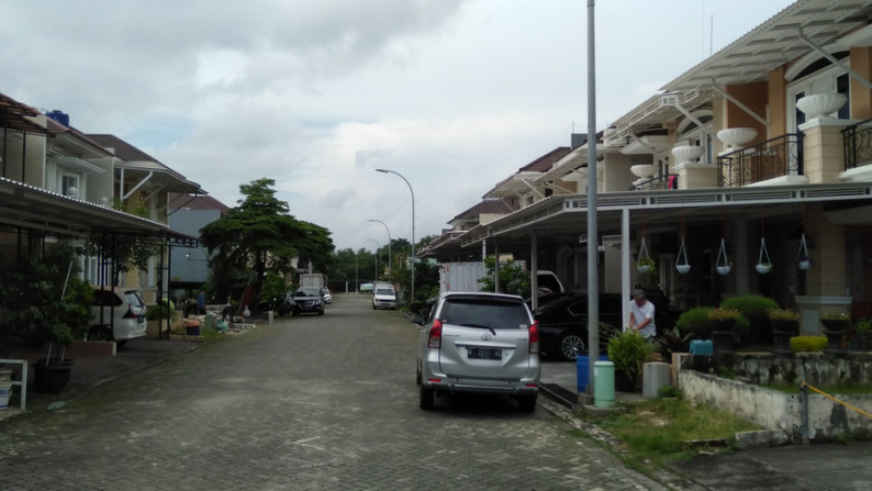 Rumah dijual di The Golf Residence, Modern Land, Tangerang *0007-CHR*