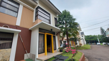 Rumah Minimalis Dalam Townhouse Siap Huni di Krukut Cinere