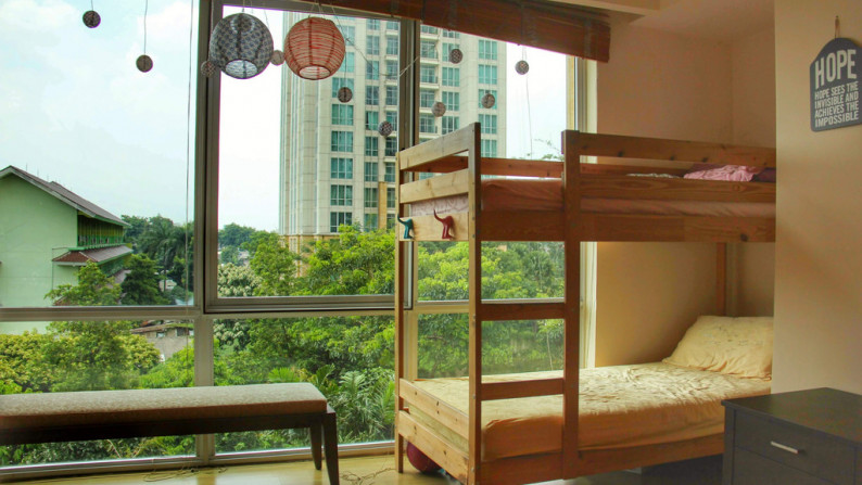 Sewa Apartemen Pakubuwono Residence, Private Lift, Unit  Sangat Bagus