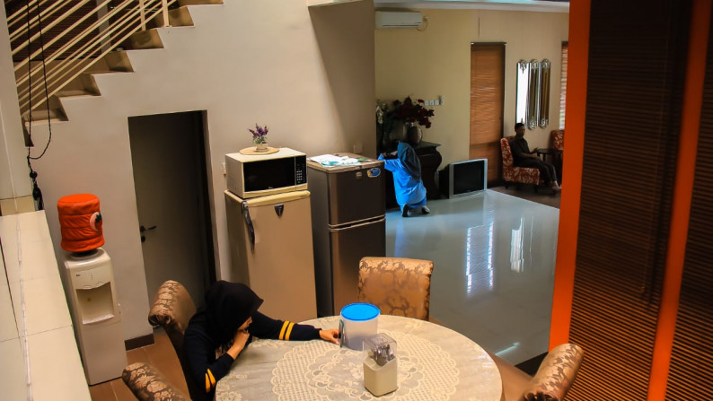 Kebayoran Village Bintaro Rumah Dihook 2 Lantai Mewah Turun Hrg #ALDG