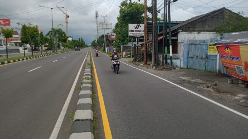 TANAH PEKARANGAN SELUAS 778 METER PERSEGI, DI RINGROAD UTARA, SLEMAN