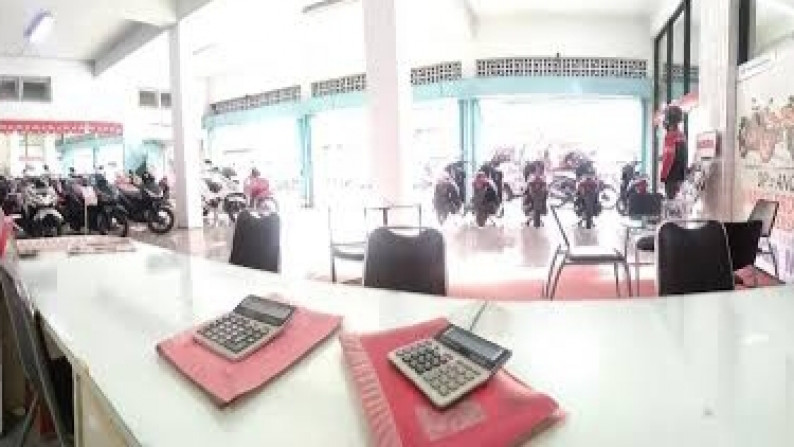 GEDUNG DI LOKASI STRATEGIS, COCOK UNTUK KANTOR, USAHA, DI JL BRIGJEN KATAMSO, YOGYAKARTA