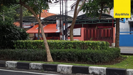 Disewakan Rumah 2 lantai di Jalan Raya Kendangsari, Surabaya