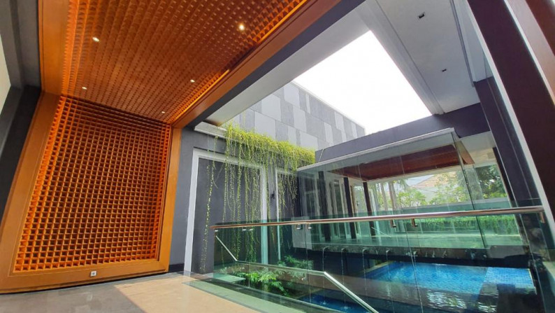 Brand New Rumah Bergaya Modern Etnik Siap Huni di Pondok Indah