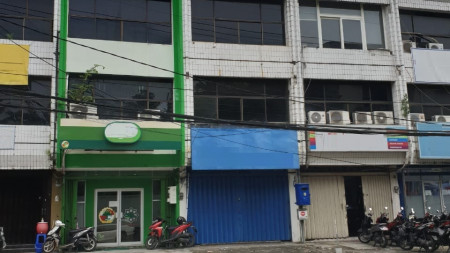 Disewakan Ruko Pusat Kota Area komersial di Jl Kayoon, Surabaya