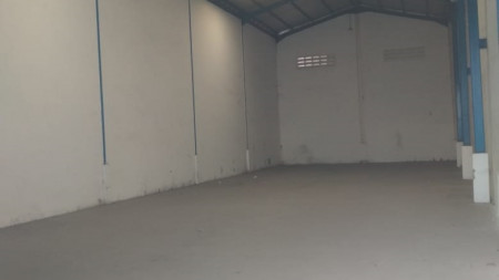 Dijual/Disewakan Gudang di Jalan Buduran, Sidoarjo