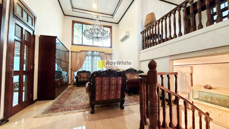 Rumah cantik terawat lokasi favorite di Pondok Indah