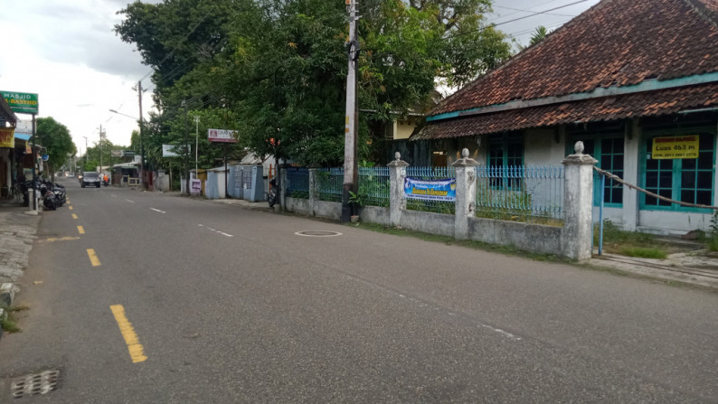 TANAH DAN BANGUNAN  DI JL BAUSASRAN, DEKAT RS BETHESDA LEMPUYANGWANGI, YOGYKARTA
