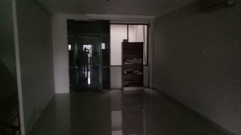 Dijual Ruko di JL. Palem - Palem Semi - Karawaci - Tangerang