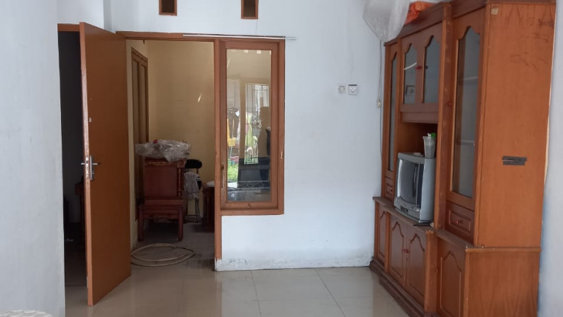 Dijual Rumah hunian di perum 2 karawaci Tangerang