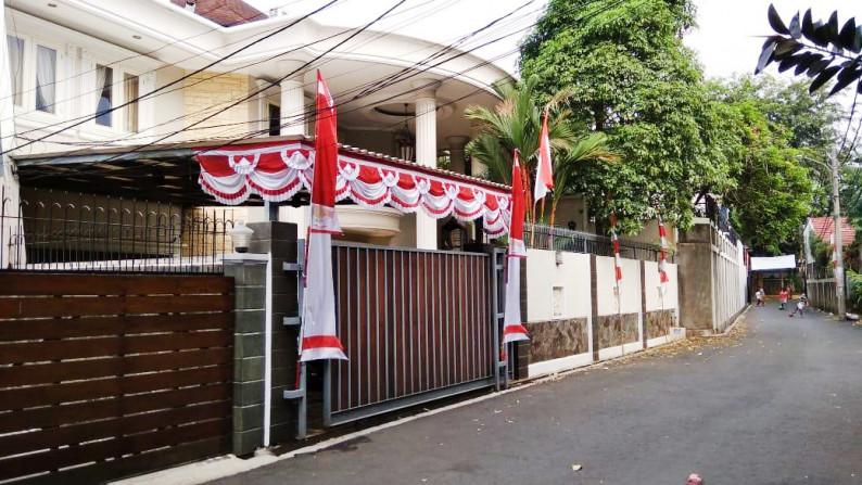 Dijual Rumah Bagus Di Jl Kenanga, Cilandak Jakarta Selatan