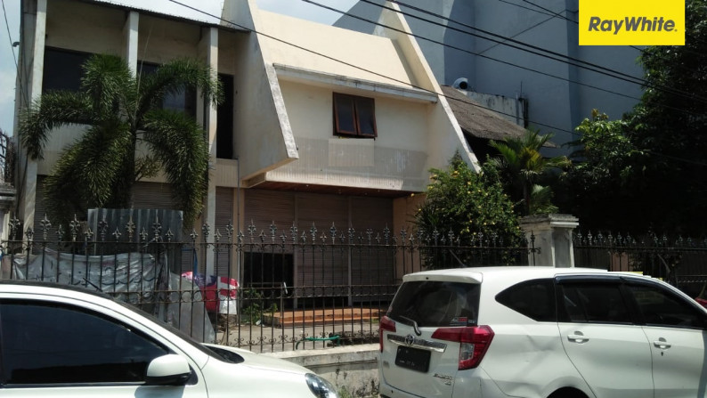 Dijual Rumah 2 lantai di Jalan Lawu, Surabaya Pusat