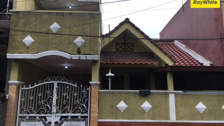 Disewakan Rumah Full Furnish di Babatan Pratama, Surabaya