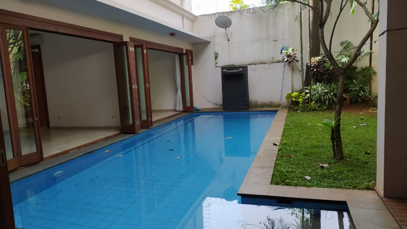 Rumah MEWAH, Siap Huni, dan Hunian Nyaman @Kemang Dalam