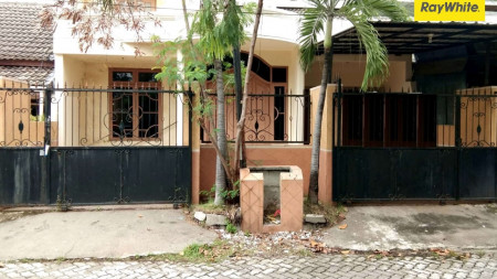 Disewakan Rumah 2 lantai di Jln Panjang Jiwo Permai, Surabaya