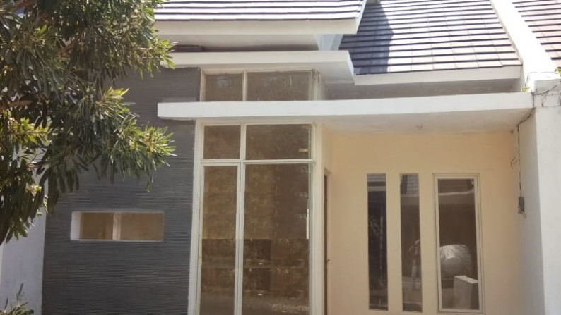 Dijual/Sewa Rumah di Perum Diamond Regency, Surabaya