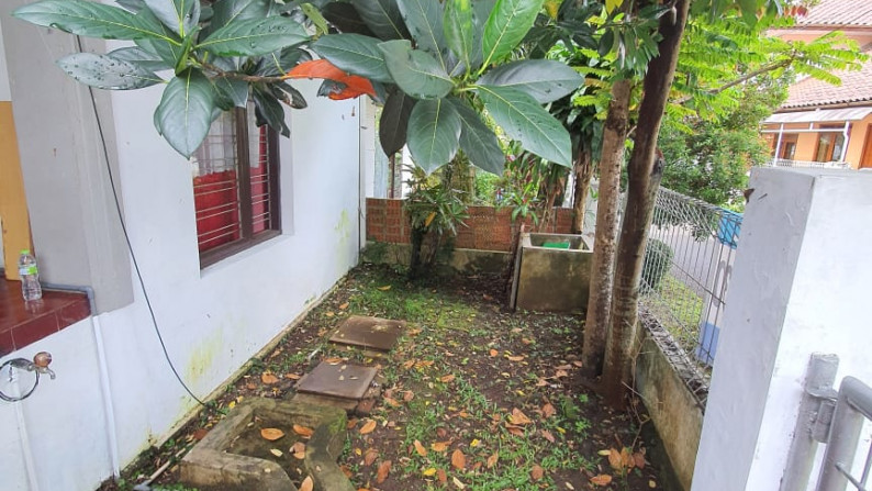 Dijual Rumah 1,5 Lantai di Sayap Ciumbuleuit Kota Bandung