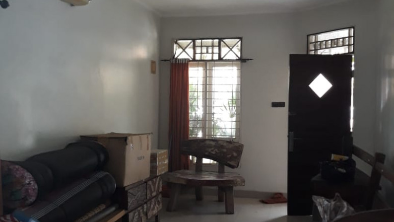 Rumah Lokasi Strategis dan Hunian Asri @Villa Bintaro Regency