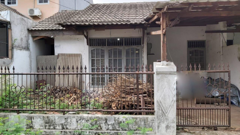 RUMAH TUA