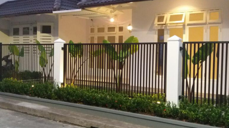 DIJUAL RUMAH JL TAMAN BUKIT KEMANG JAKARTA SELATAN