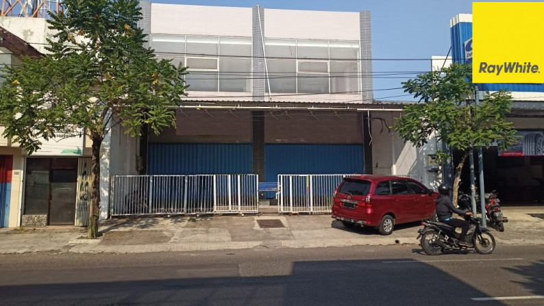 Dijual Ruko 3 lantai di Nol Jalan Barata Jaya, Surabaya