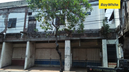 Ruko jalan pahlawan bubutan surabaya strategis