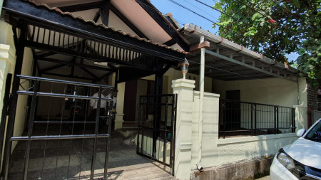 Rumah siap huni Griya Loka BSD