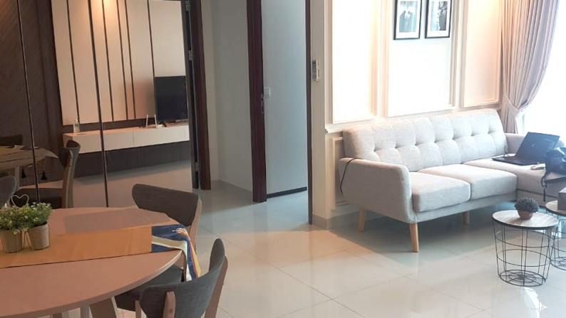 Apartemen The Kensington Royal Suites Cliford, Luas 79m2